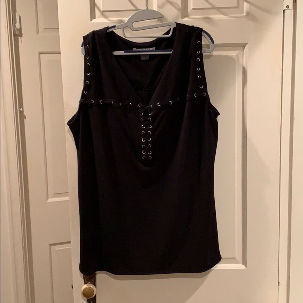 Nygard sleeveless top